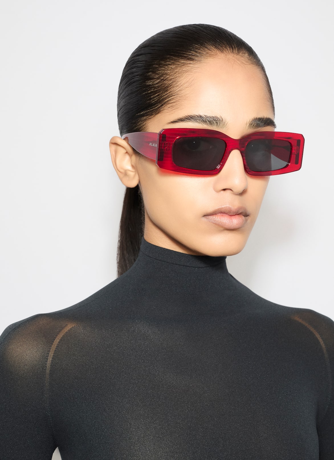 RECTANGULAR SUNGLASSES ALAÏA RED RECTANGULAR SUNGLASSES